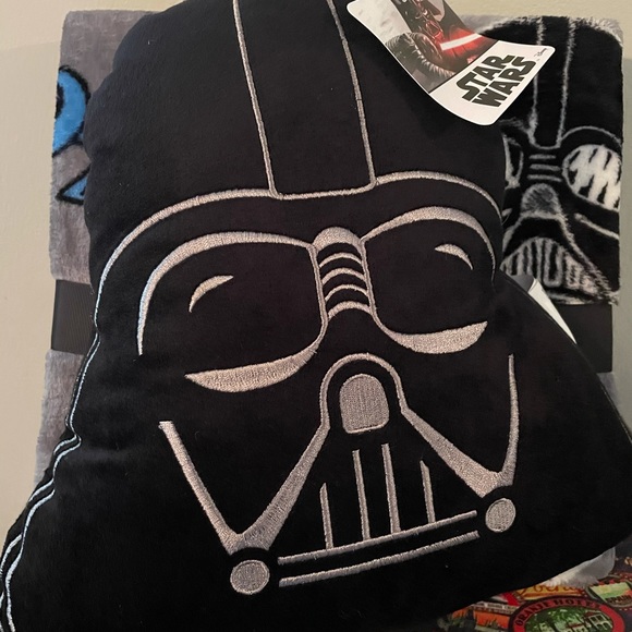 Star Wars Pillow & Plush Throw Set
